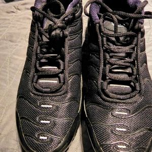 Nike Air Max Plus Boys Grade School US 6 yrs Black